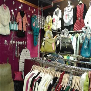 意外金喜 鞋帽零售新風尚，加盟合作創共贏